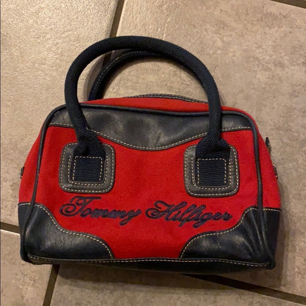 Tommy Hilfiger small purse